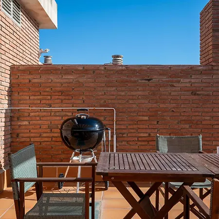 At049 Els Pins, Primera Linea De La Playa Con Piscina Y Barbacoa Torredembarra